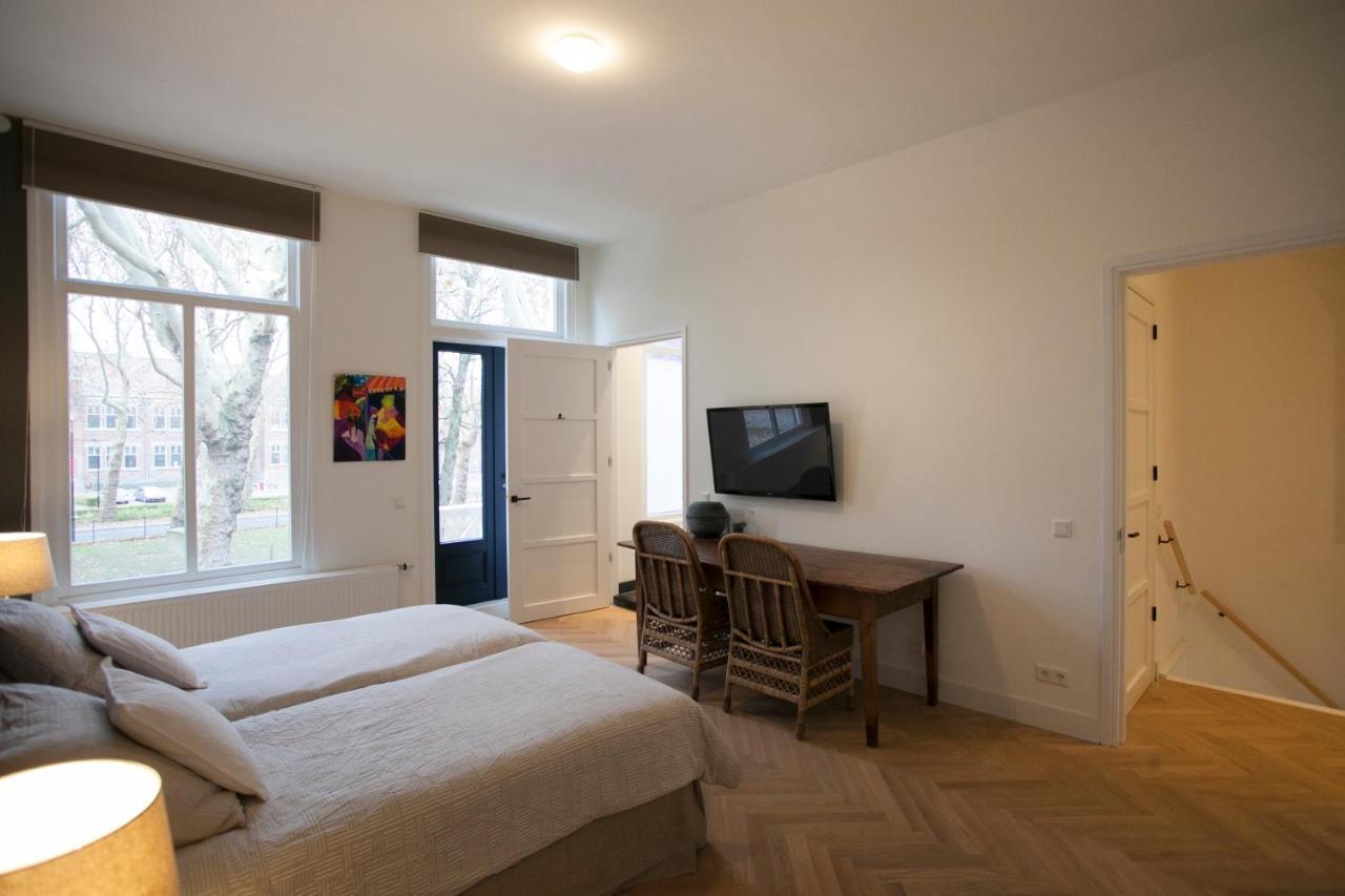Bed and Breakfast Oranjepark Дордрехт Экстерьер фото