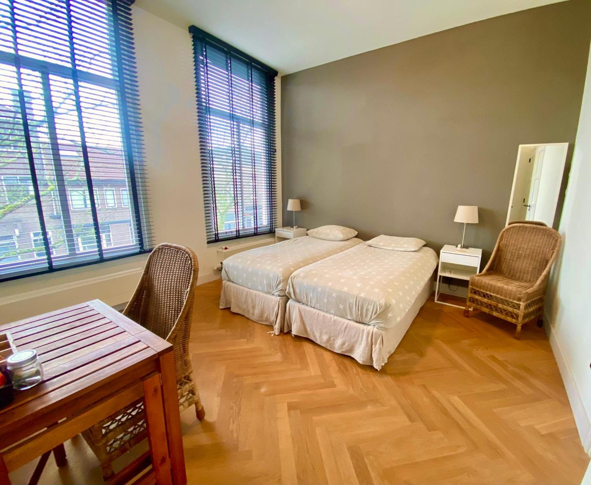 Bed and Breakfast Oranjepark Дордрехт Экстерьер фото