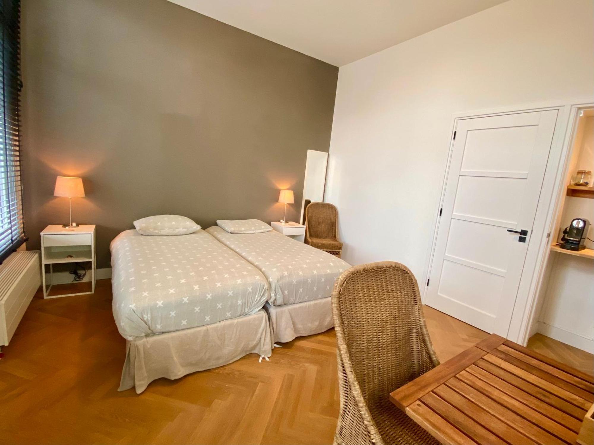 Bed and Breakfast Oranjepark Дордрехт Экстерьер фото